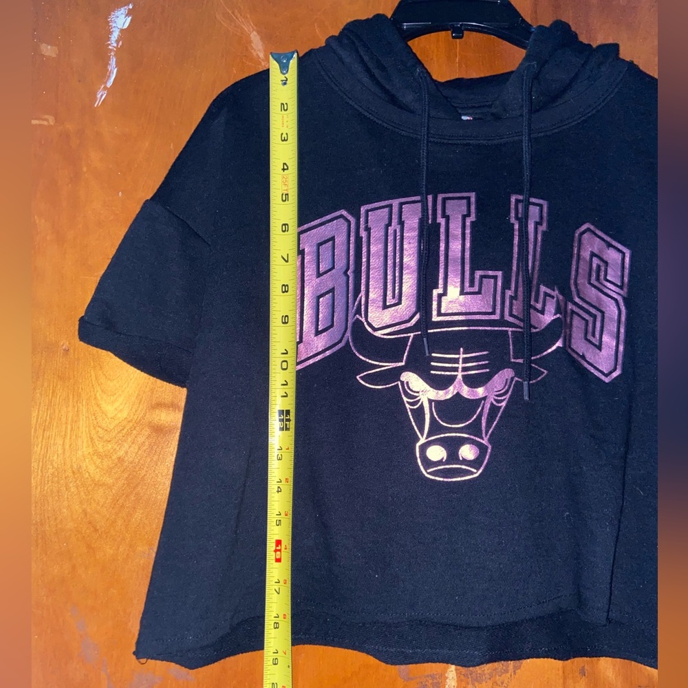 Crop Hooded Sweatshirt - Picture 5 of 7